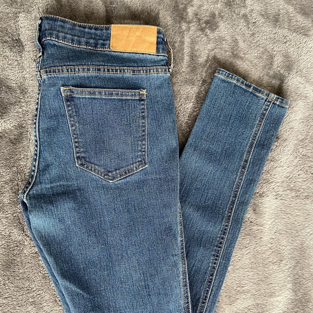 H&M SQIN low waist slim